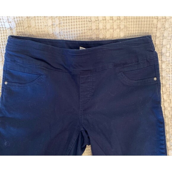 Style & Co Navy Pants Size 12 Crisscross Detail at Ankle ++ Stretch Cropped - Picture 4 of 10